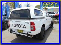 2011 TOYOTA HILUX DUAL CAB P/UP SR (4X4) KUN26R MY12