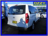 2009 HYUNDAI IMAX 4D WAGON TQ